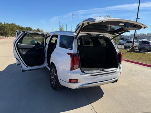 Used 2021 Hyundai Palisade Calligraphy image 24