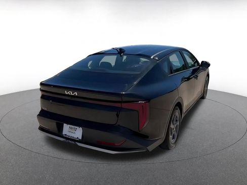 Used 2025 Kia K4 LXS image 15