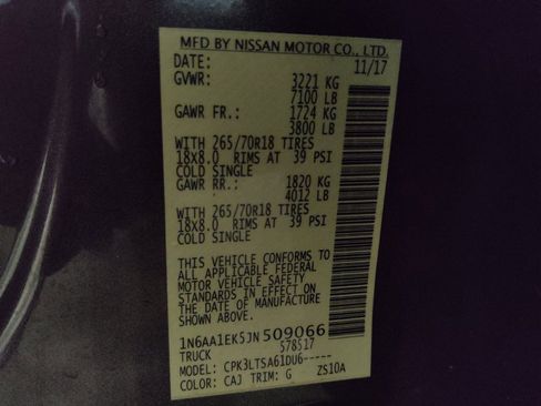 Used 2018 Nissan Titan SV RWD image 33