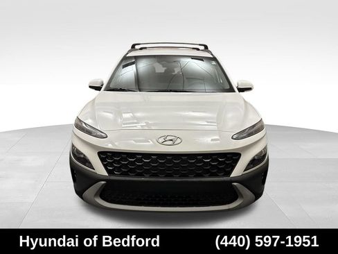 Used 2023 Hyundai Kona SEL FWD image 2