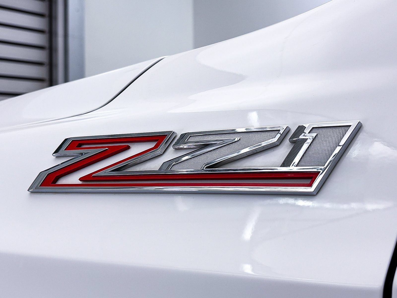 Used 2023 Chevrolet Tahoe Z71 w/ Luxury Package AWD/4WD image 4
