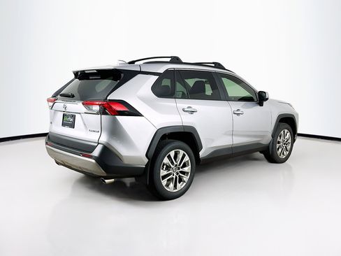 Used 2025 Toyota RAV4 Limited w/ Advanced Technology Package image 9