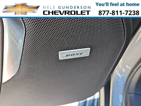 New 2025 Chevrolet Suburban LT w/ Advanced Technology Package image 24