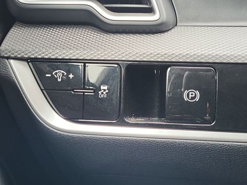 Used 2023 Kia Sportage LX image 31