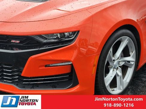 Used 2019 Chevrolet Camaro SS RWD image 10