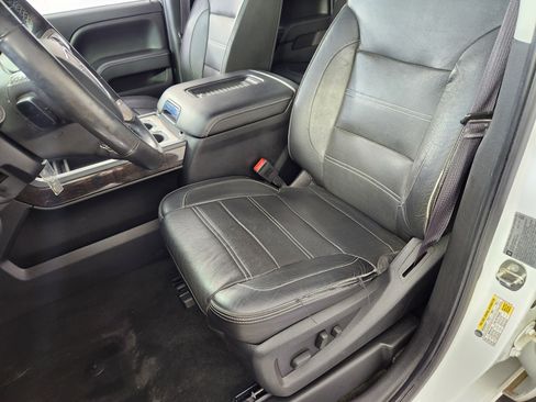 Used 2016 GMC Sierra 3500 Denali w/ Duramax Plus Package image 12