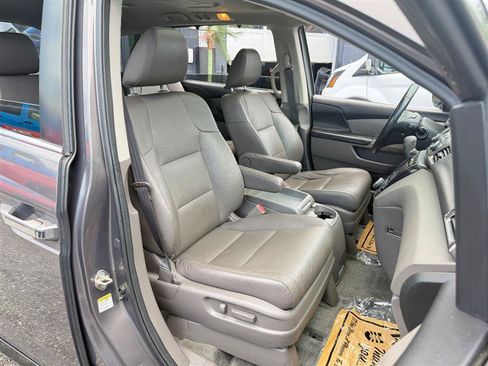 Used 2016 Honda Odyssey EX-L image 17