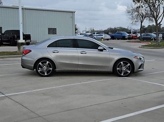Used 2019 Mercedes-Benz A 220 video 4