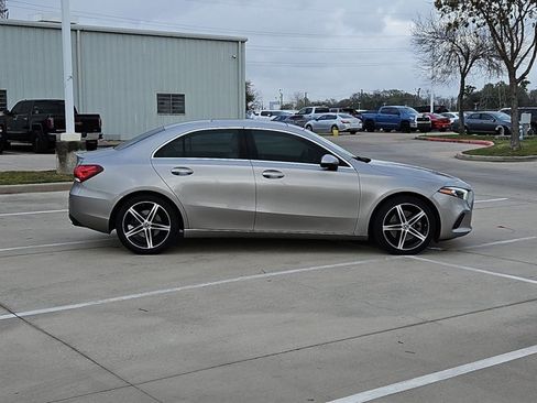 Used 2019 Mercedes-Benz A 220 image 4