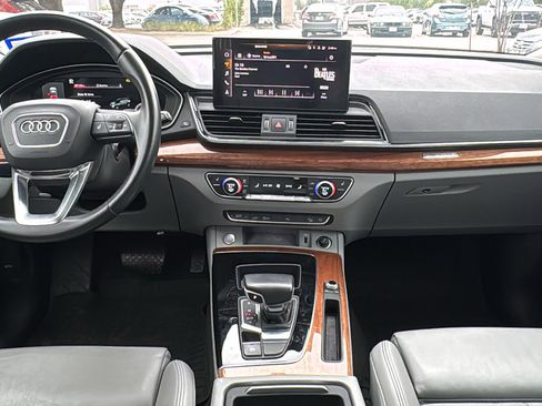 Used 2022 Audi Q5 e Premium image 16