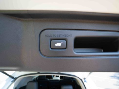 New 2025 Honda Pilot Touring image 29