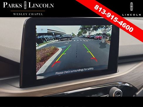 Used 2020 Ford Escape Titanium FWD image 22