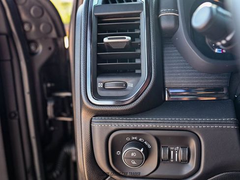 Used 2024 RAM 5500 4x4 Crew Cab image 58