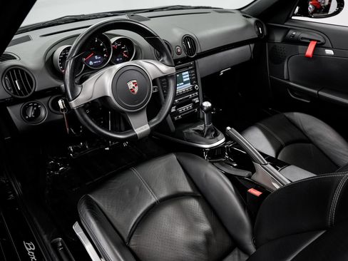 Used 2011 Porsche Boxster Spyder RWD image 9