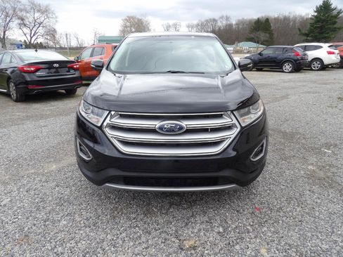 Used 2016 Ford Edge Titanium image 2