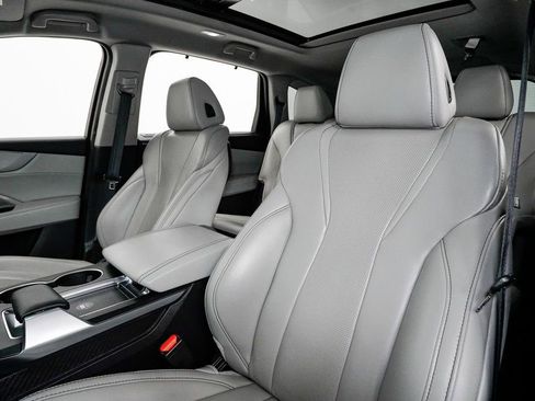 Certified 2023 Acura MDX SH-AWD w/ Technology Package image 10