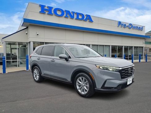 Used 2025 Honda CR-V EX image 3