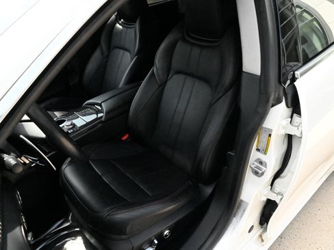 Used 2021 Maserati Quattroporte S GranSport Q4 AWD/4WD image 18