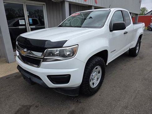 Used 2016 Chevrolet Colorado W/T w/ WT Convenience Package AWD/4WD image 4