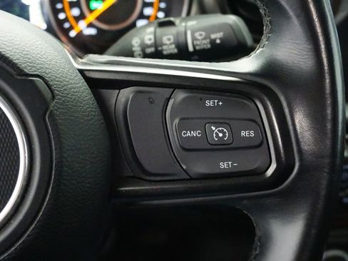 Certified 2019 Jeep Wrangler Unlimited Sport S image 39