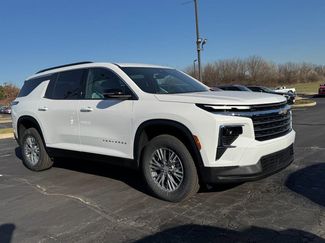 New 2026 Chevrolet Traverse LT video 2