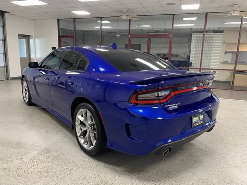 Used 2020 Dodge Charger GT RWD image 4