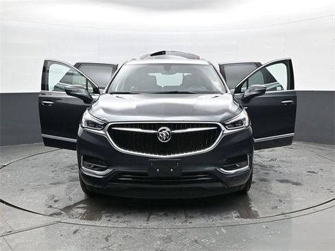 Certified 2020 Buick Enclave Essence w/ LPO, Touring Package image 32