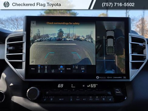 Used 2024 Toyota Tundra Limited image 19