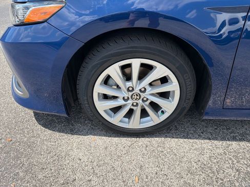 Used 2023 Toyota Camry LE image 12