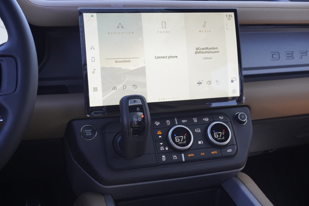 New 2026 Land Rover Defender 130 V8 AWD/4WD image 15