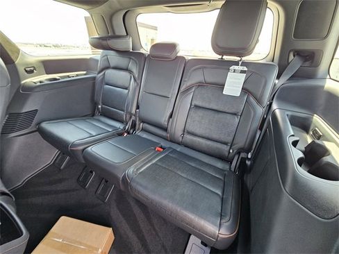 New 2025 Lincoln Navigator Black Label image 27