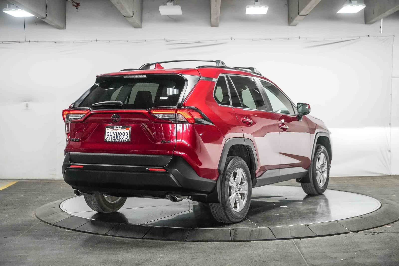 Certified 2023 Toyota RAV4 XLE w/ Convenience Package FWD image 7