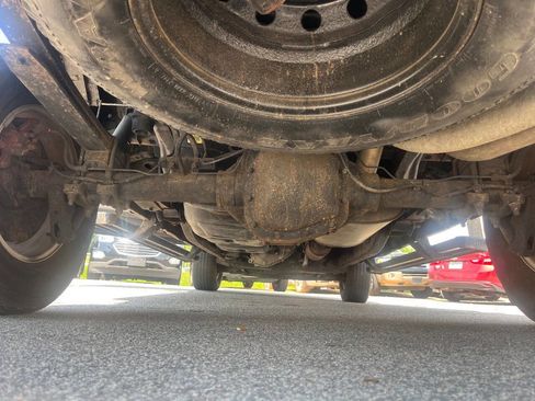 Used 2014 Ford F150 XLT w/ Trailer Tow Package image 19