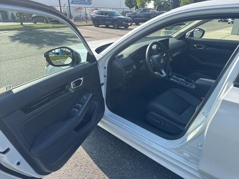 Certified 2022 Honda Civic Touring image 9