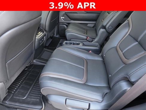 New 2026 Nissan Armada SL w/ Captain's Chari Seat Package image 9