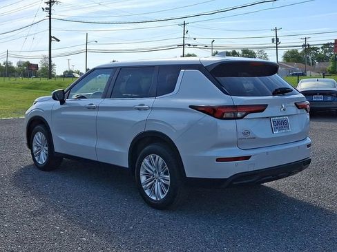 Used 2022 Mitsubishi Outlander ES AWD/4WD image 4