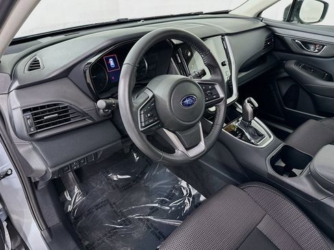 Used 2025 Subaru Outback Premium w/ Popular Package #1A image 13
