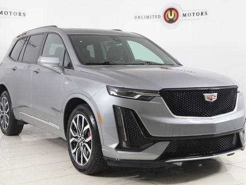 Used 2024 Cadillac XT6 Sport image 24