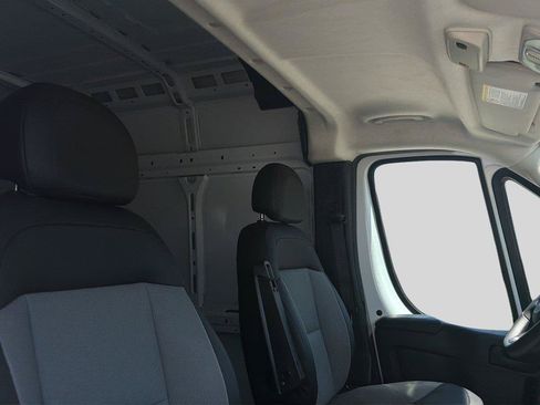Used 2025 RAM ProMaster 2500 w/ Convenience Group FWD image 20
