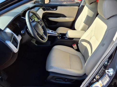 Certified 2018 Honda Clarity Touring image 15