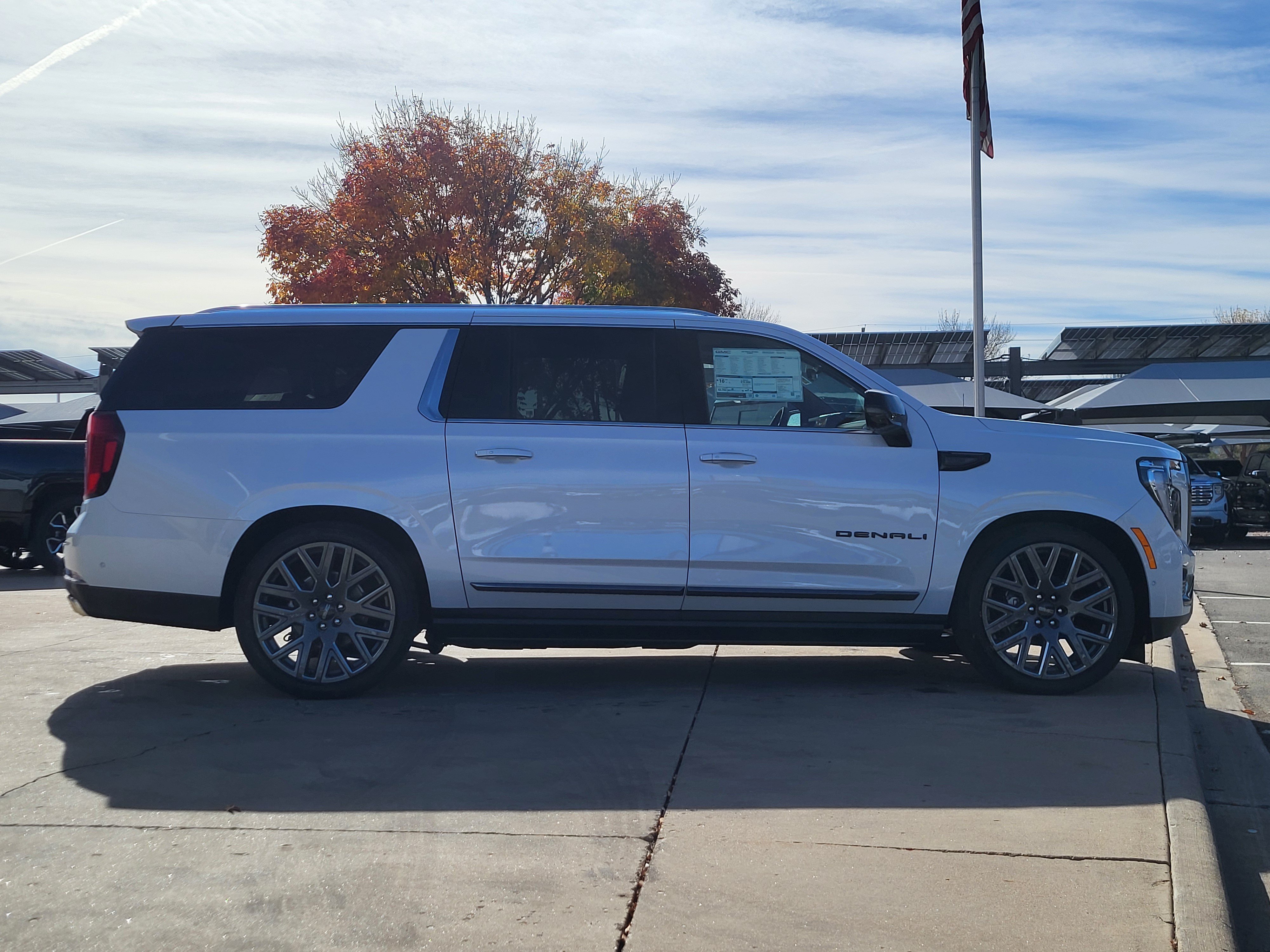 New 2027 GMC Yukon XL Denali Ultimate AWD/4WD image 6