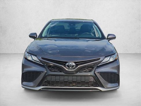 Used 2024 Toyota Camry XSE FWD image 2