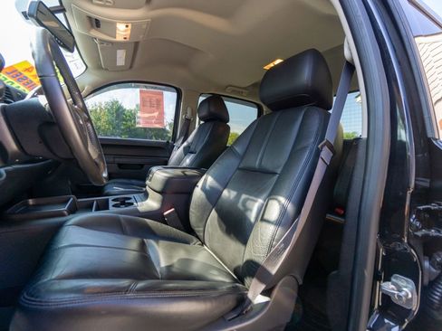 Used 2014 GMC Sierra 2500 SLE w/ SLE Preferred Package image 18