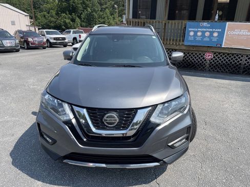 Used 2019 Nissan Rogue SL FWD image 2