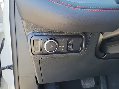 New 2026 Ford Explorer ST-Line image 10