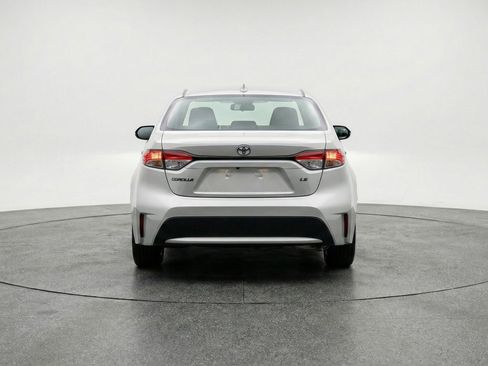 Used 2025 Toyota Corolla LE image 7