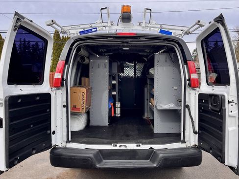 Used 2016 Chevrolet Express 2500 w/ Cold Climate Package image 14