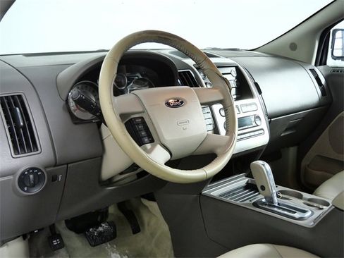 Used 2009 Ford Edge Limited image 15
