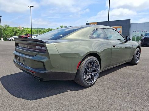 New 2026 Dodge Charger Scat Pack w/ Blacktop Package AWD/4WD image 6