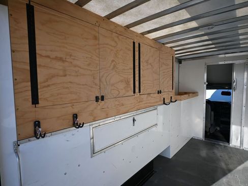 Used 2024 Ford E-350 and Econoline 350 Super Duty w/ Power Windows & Locks Group image 57